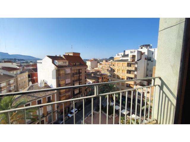 Piso En venta en Sax photo 0