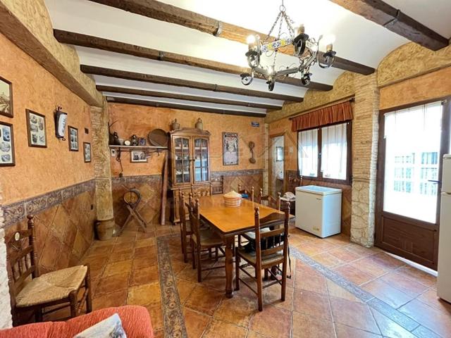 Casa En venta en Sax photo 0