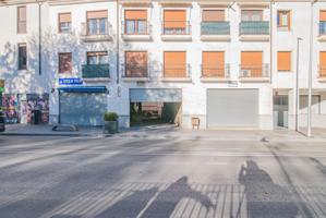 LOCAL EN BRUTO EN OGÍJARES CON POSIBILIDAD DE CAMBIO DE USO A VIVIENDA photo 0