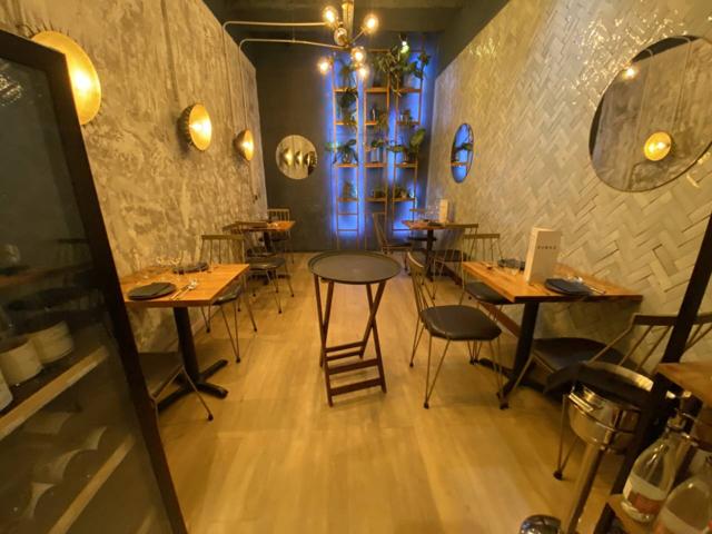 Traspaso bar esquinero licencia C2- Eixample derecho photo 0