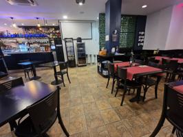 Traspasa Bar-Restaurante C3 en el Hospitalet con Terraza Interna photo 0