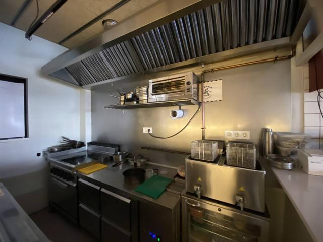 Traspaso restaurante c3- terraza 48 pax- Fabra I Puig photo 0