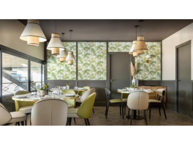 Restaurante en traspaso en Port photo 0