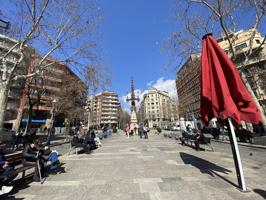 Resgaurante Lic C3- 60 pax terraza- Hospitalet photo 0