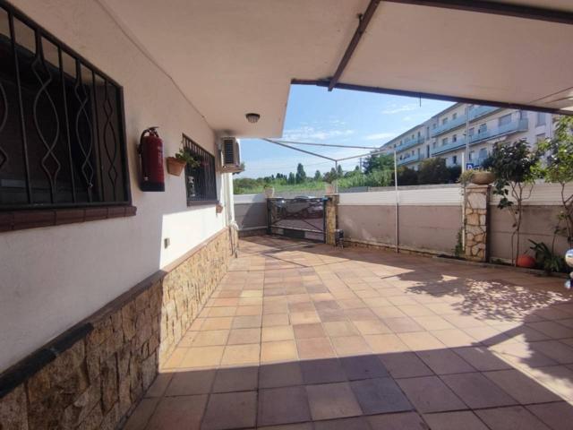 Casa en venta en Mont-Ferrant-Sant Joan photo 0