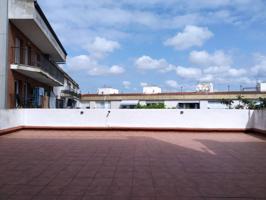 Piso con una gran terraza photo 0