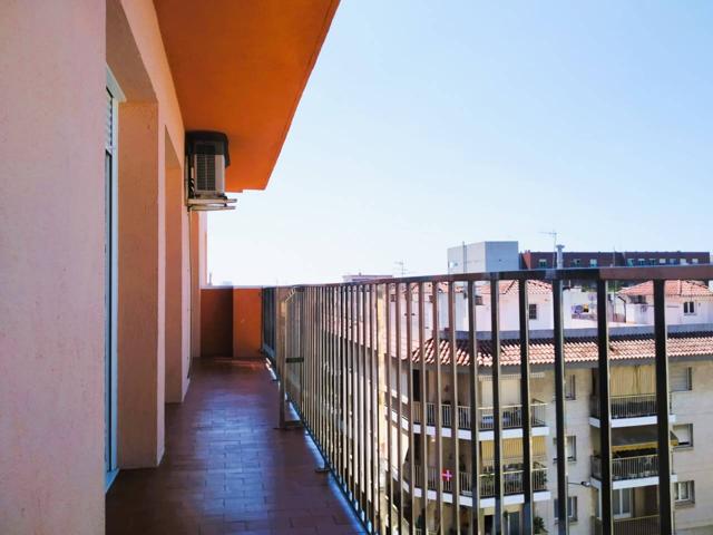 Piso de 4 habitaciones, esquinero photo 0