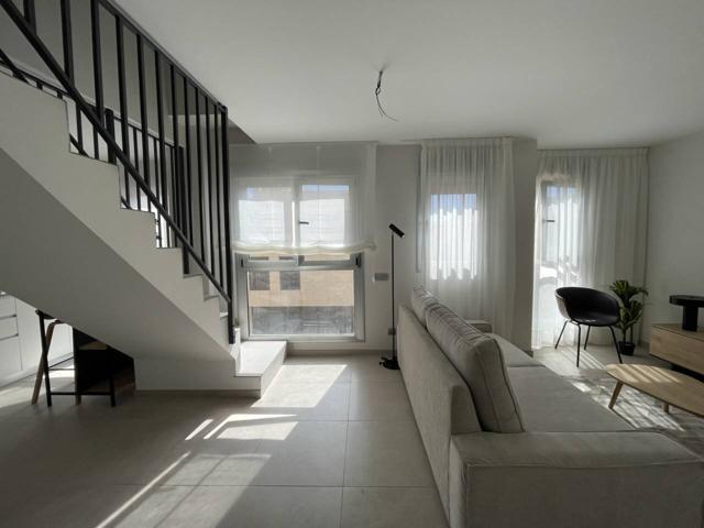 Duplex en venta en Puerto Canteras(35007) photo 0