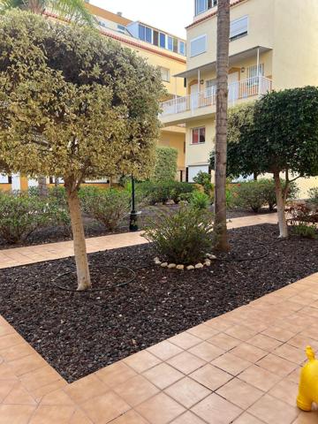 Dúplex En venta en Las Rosas, Arona photo 0