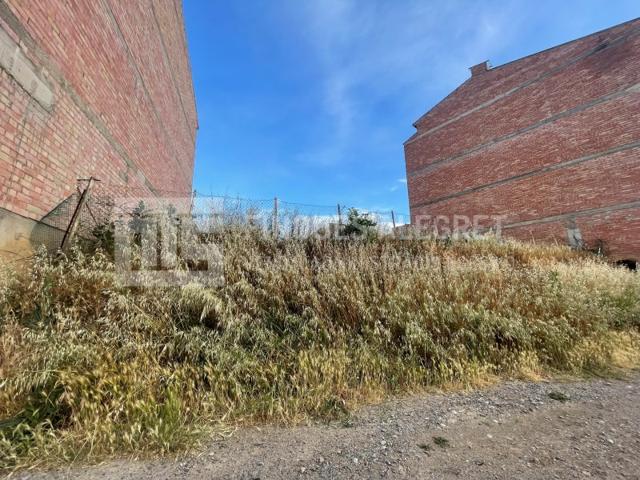 Terreno Urbanizable En venta en Tremp photo 0