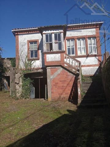 Casa para restaurar en venta en Salcidos, A Guarda photo 0