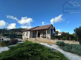 CHALET EXCLUSIVO EN EL CORAZÓN DEL BAIXO MIÑO photo 0