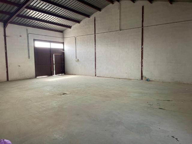 Almacén En venta en Centro, Chimeneas photo 0