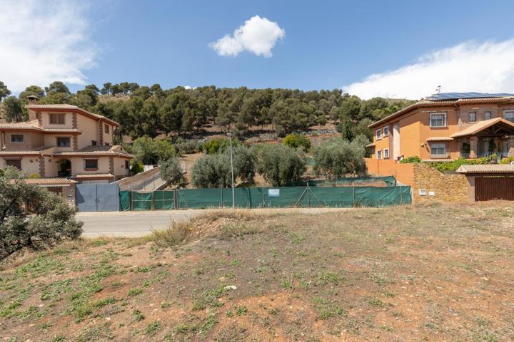 Terreno Urbanizable En venta en Granada, Granada photo 0