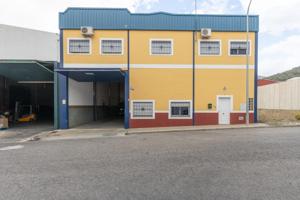 SE VENDE NEGOCIO RENTABLE EN LOJA (OPCION TRASPASO O ALQUILER) photo 0