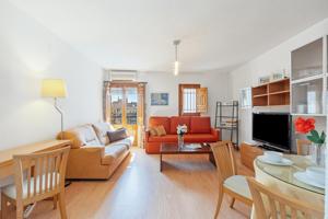 BONITO APARTAMENTO EN CALLE ELVIRA photo 0