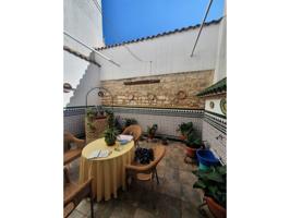 Casa adosada en venta en Úbeda photo 0