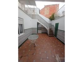 Venta de una casa en Torreperogil photo 0