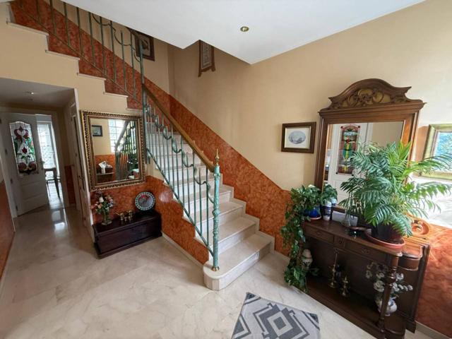 Venta de una casa en Úbeda photo 0