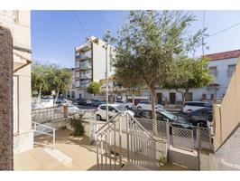 Venta de IMPRESIONANTE VIVIENDA EN EL BARRIO DE LA CONCEPCIÓN photo 0