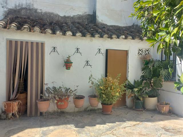 Casa en el corazón del casco histórico (San Agustín, Palacio de Viana)N) photo 0