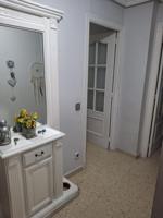 Tu nuevo hogar en Miralbaida: amplio, luminoso con ascensor y terraza photo 0