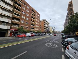 AMPLIO PISO DE 135 METROS CONSTRUIDOS EN AVDA MEDINA AZAHARA CON COCHERA!!!!! photo 0
