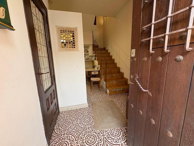 DESCUBRE EL ENCANTO ÚNICO DE ESTA ESPECTACULAR CASA EN LA JUDERIA DE CORDOBA! photo 0
