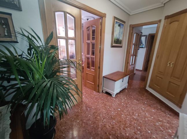 PRECIOSO PISO PARA ENTRAR A VIVIR CON COCHERA EN FIDIANA photo 0