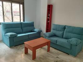 Piso de 3 dormitorios con piscina y garaje junto a Ollerías photo 0