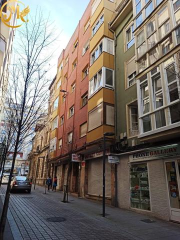 En exclusiva con Mies de Rial. Zona Numancia, 3 huecos al Sur. photo 0