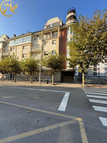 Precioso piso frente al Mercado de Méjico, en uno de los mejores edificios de la calle Alta photo 0