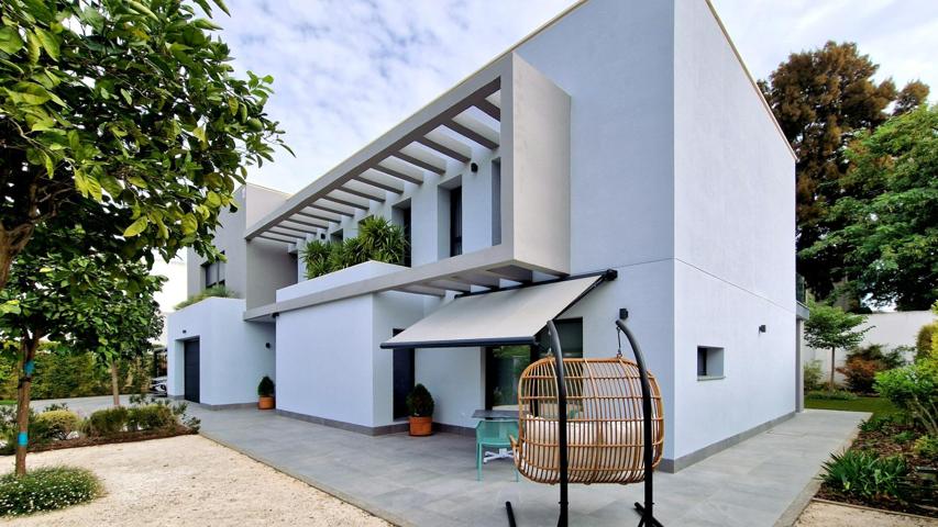 Exclusiva Villa de Diseño: Un Sueño de Elegancia y Sostenibilidad photo 0