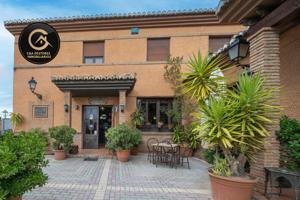 CHALET EN DILAR CON NEGOCIO photo 0