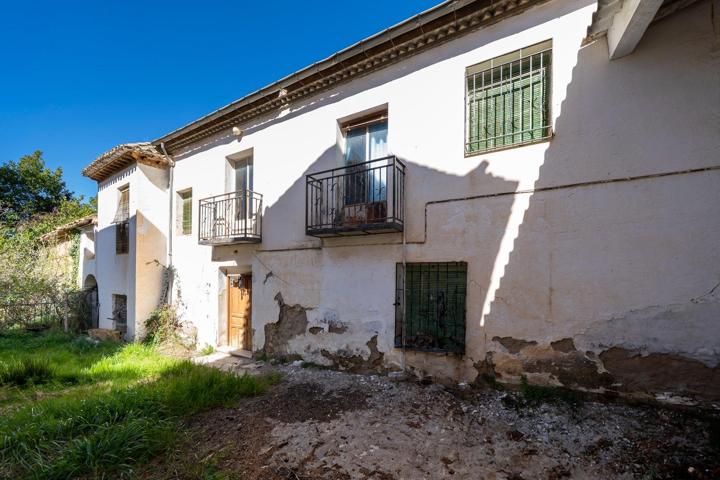 CASA EN EL CENTRO DE DILAR CON 424 DE PARCELA PARA REFORMAR photo 0