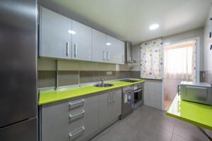CASA EN OTURA CON PISCINA COMUNITARIA photo 0