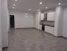 Ocasión Apartamento , vivienda está a estrenar, dispone de cocina americana, salón de paso, 1 dormitorio, 1 baño con pla photo 0