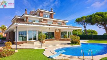 Espectacular Villa de Lujo en Torredembarra photo 0