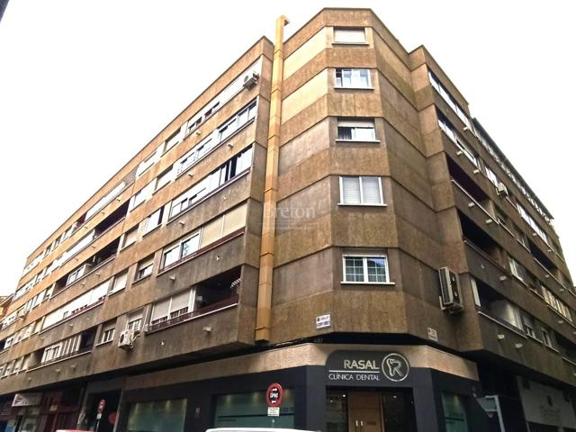 FANTÁSTICO PISO EN URBANIZACIÓN RESIDENCIAL CON AMPLIA PLAZA DE GARAJE photo 0