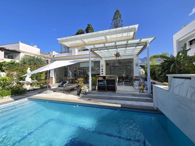 Villa En venta en Milla De Oro. 29602, Nagüeles-Milla De Oro, Marbella (málaga), Marbella photo 0