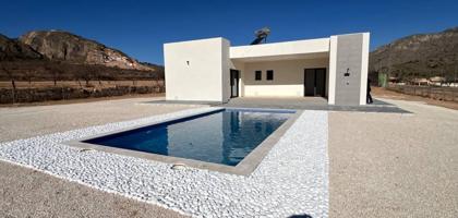 Villa En venta en El Fondó de les Neus-Hondón de las Nieves photo 0