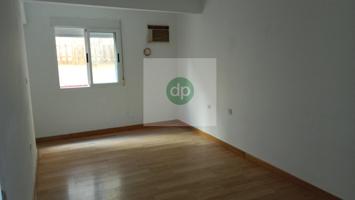 Piso En venta en Badajoz photo 0