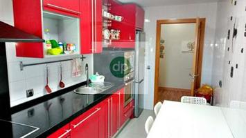Piso En venta en Badajoz photo 0