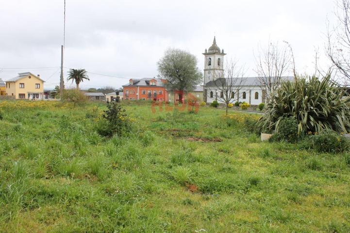 Terreno Urbanizable En venta en Castropol photo 0