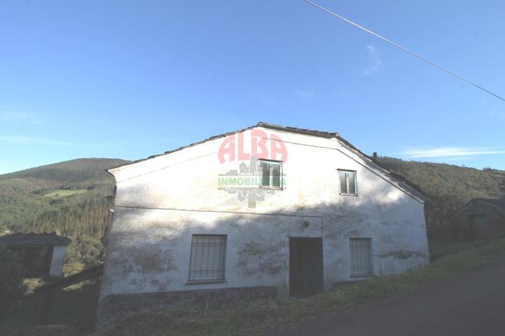 Casa En venta en El Franco photo 0