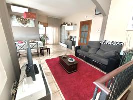ESPECTACULAR CHALET PAREADO EN CUNIT RESIDENCIAL photo 0