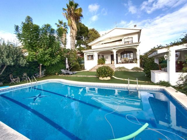Chalet independiente de lujo en la exclusiva zona de CALAFELL MAS MEL, con vistas panorámicas al mar photo 0