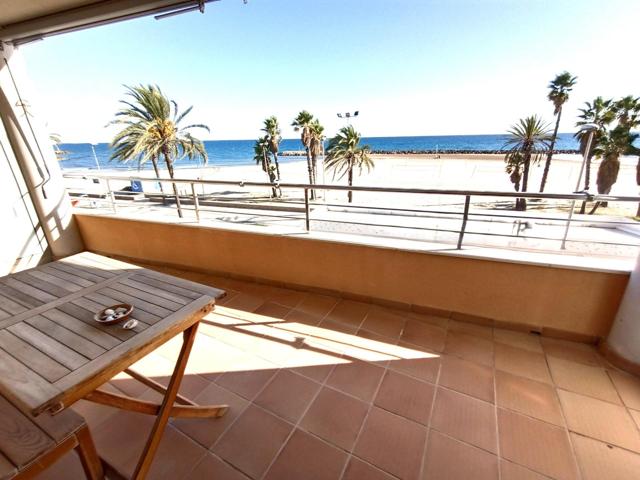 1ª LINEA DE CUNIT CON VISTAS ESPECTACULARES AL MAR photo 0