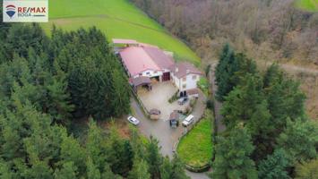 SE VENDE CASA CON TERRENO POSIBILIDAD DE EXPLOTACIÓN DEL AGROTURISMO Y PRODUCCIÓN DE QUESO. photo 0