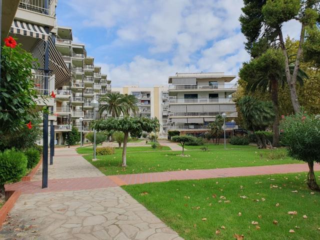 OPORTUNIDAD DE PISO FRENTE A LA PLAYA CON LICENCIA TURÍSTICA photo 0